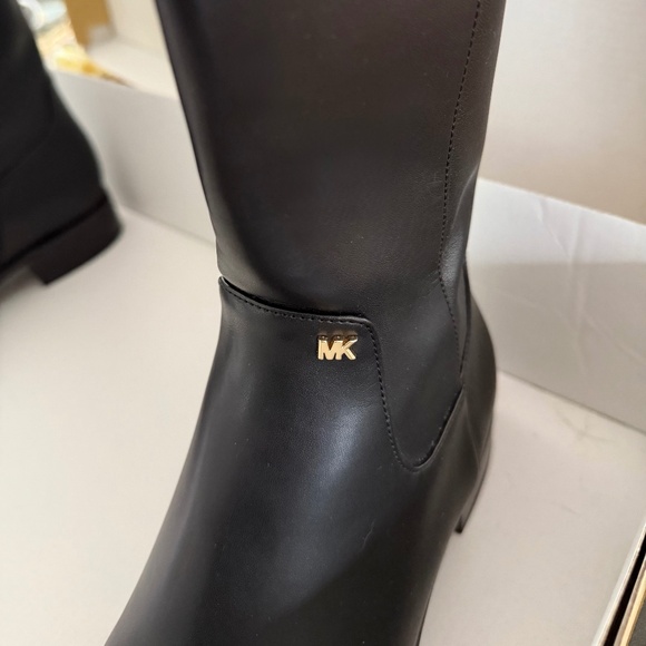 NIB Michael Kors Britt Boot Size 9 - Picture 8 of 15